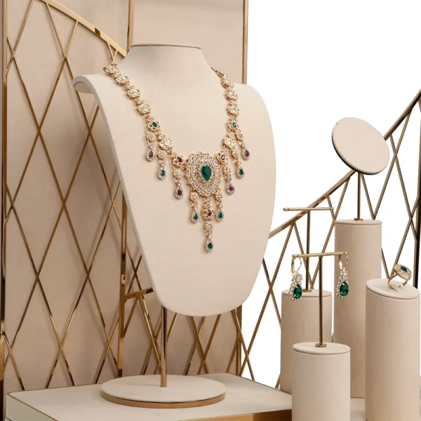 Metal Silk Jewelry Display